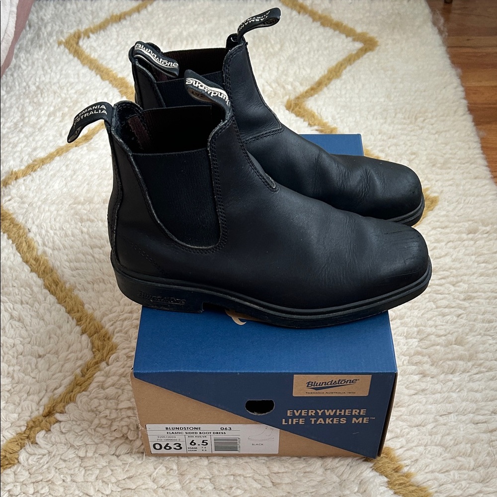 Blundstone Dress Chelsea Boots Black